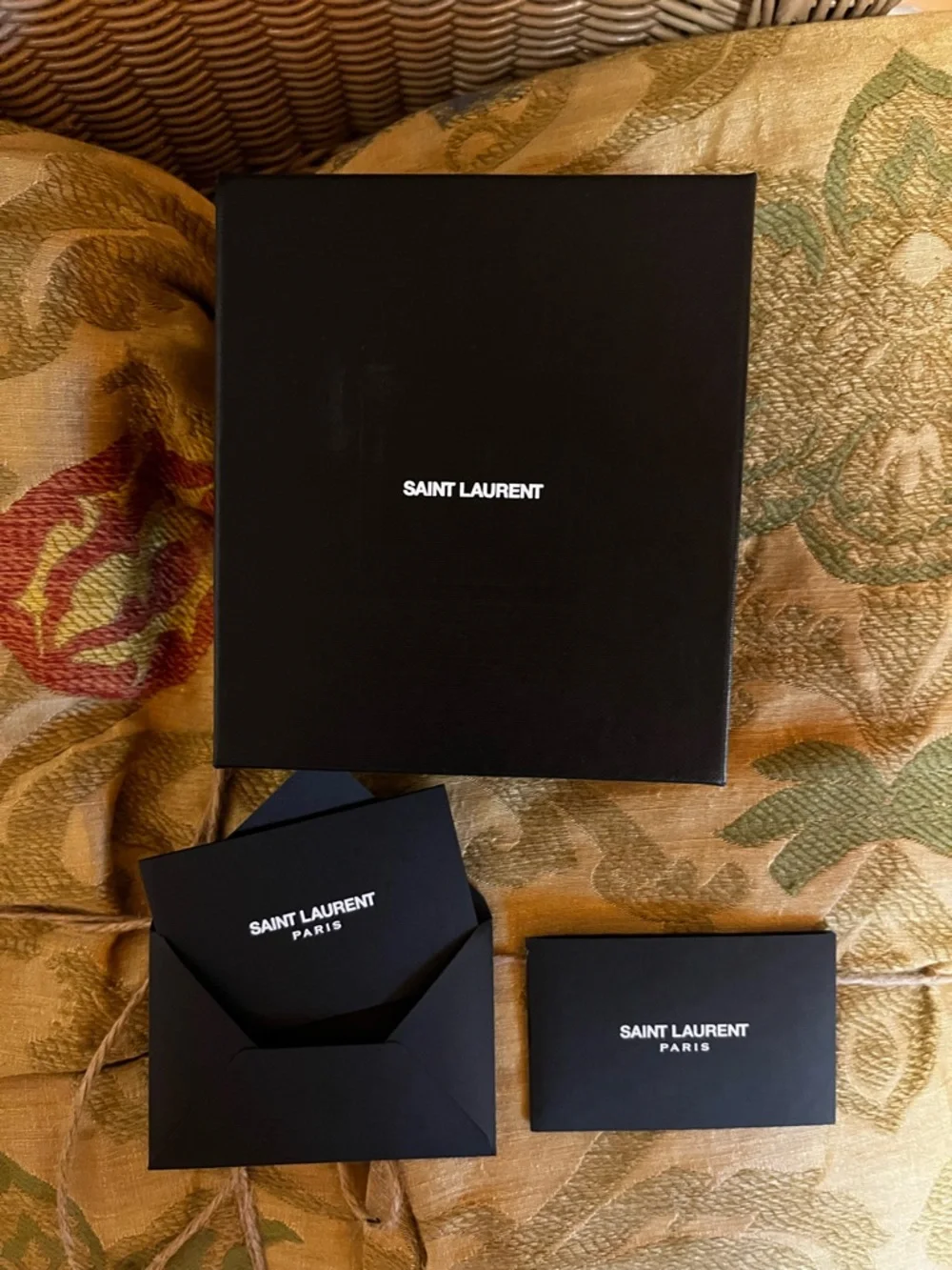 YSL box - Picture 2 of 10